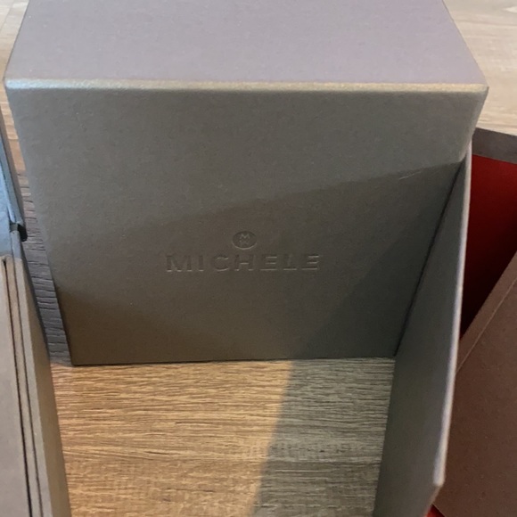 Michele CSX Chronograph 18mm watch and accessories - Picture 4 of 11